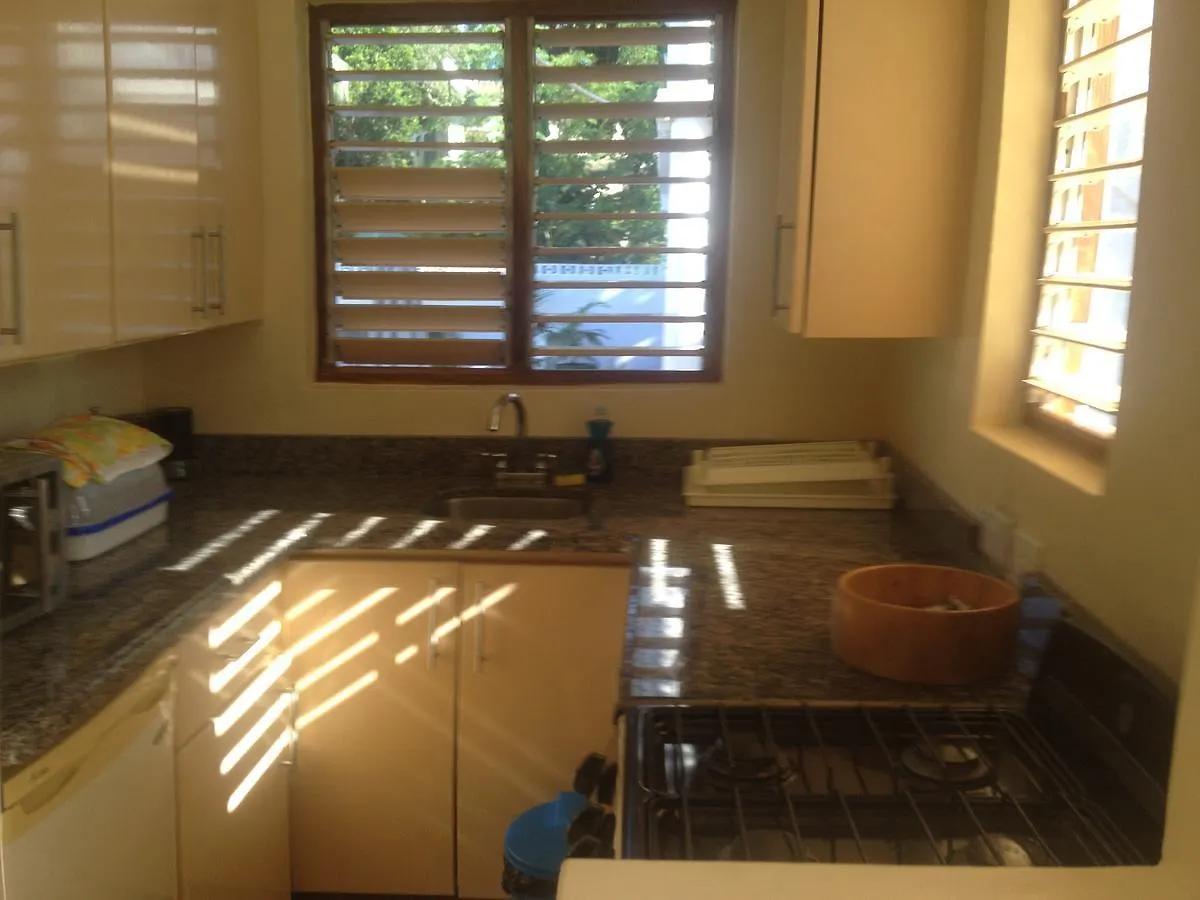 أوشو ريوس Almond Tree Villa & Apartments 0*, أوشو ريوس