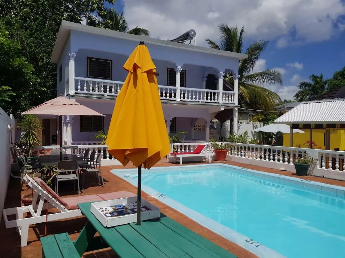 أوشو ريوس Almond Tree Villa & Apartments 0*, أوشو ريوس جامايكا