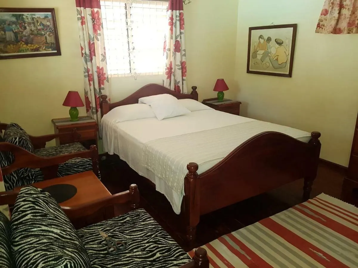 أوشو ريوس Almond Tree Villa & Apartments